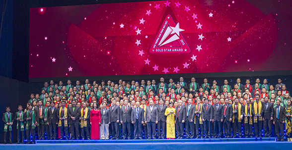 nbc-tiep-tuc-duoc-nhan-danh-hieu-sao-vang-dat-viet