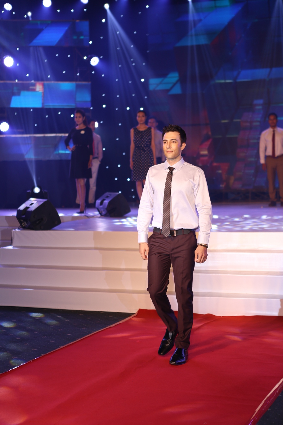 hoi-nghi-khach-hang-nbc-2016-9