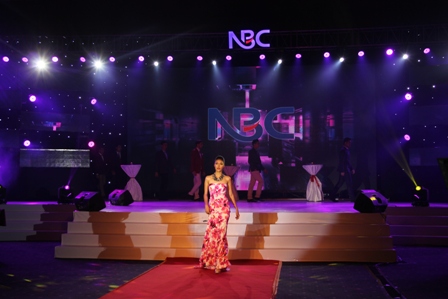 nbc-tri-an-khach-hang-10