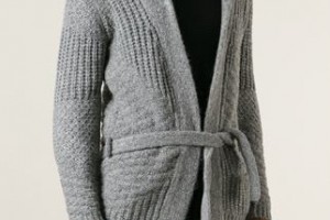 tao-cac-phong-cach-khac-nhau-voi-ao-cardigan-9