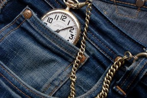 chiec-tui-nho-xiu-tren-quan-jeans-2