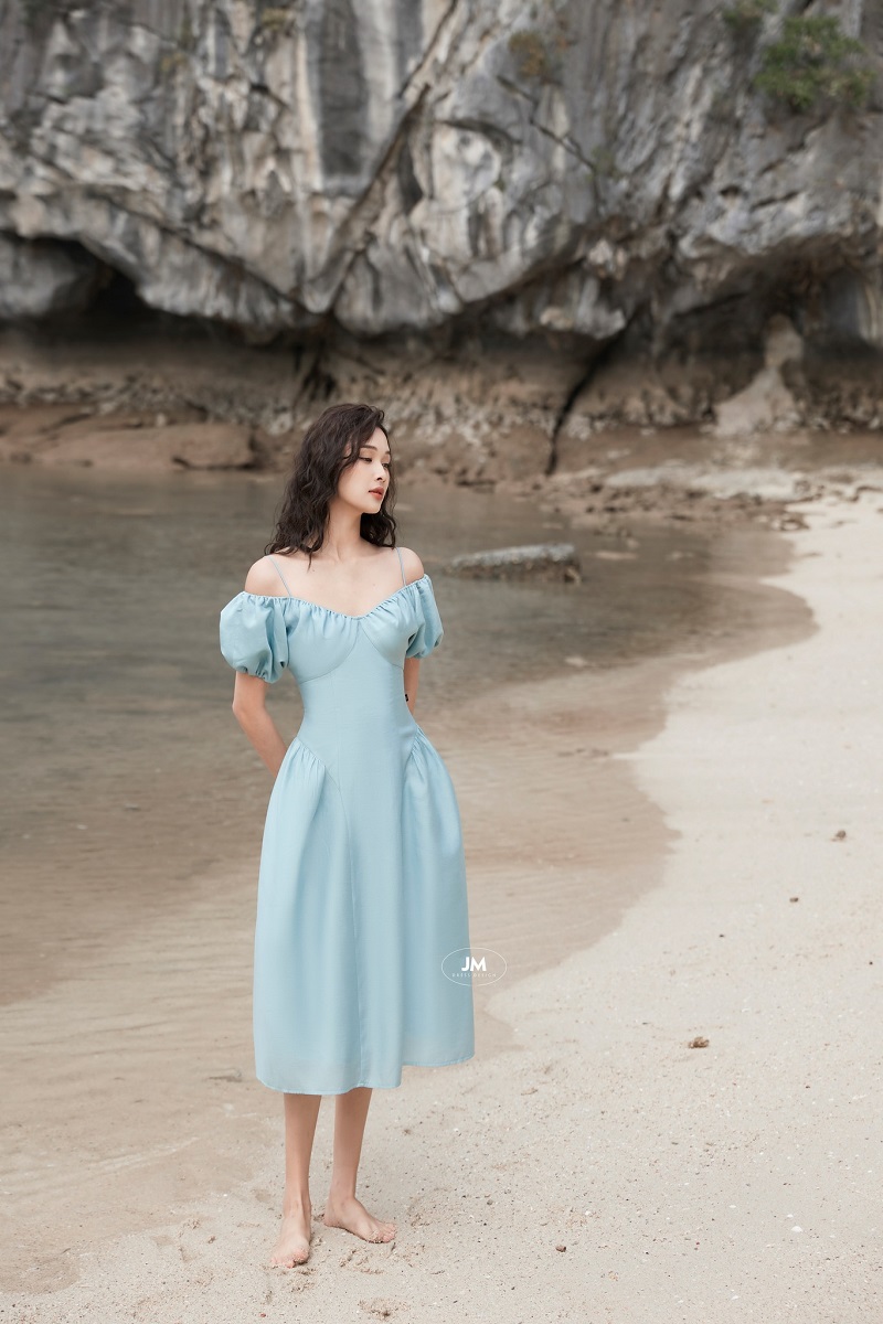 Outfit đi biển nữ nổi bật