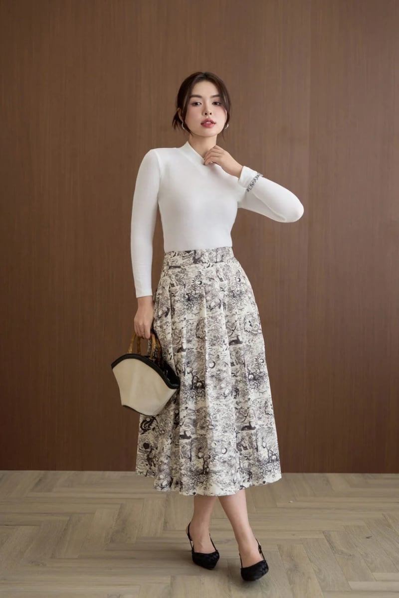 Phối đồ layer với áo thun tay dài nữ