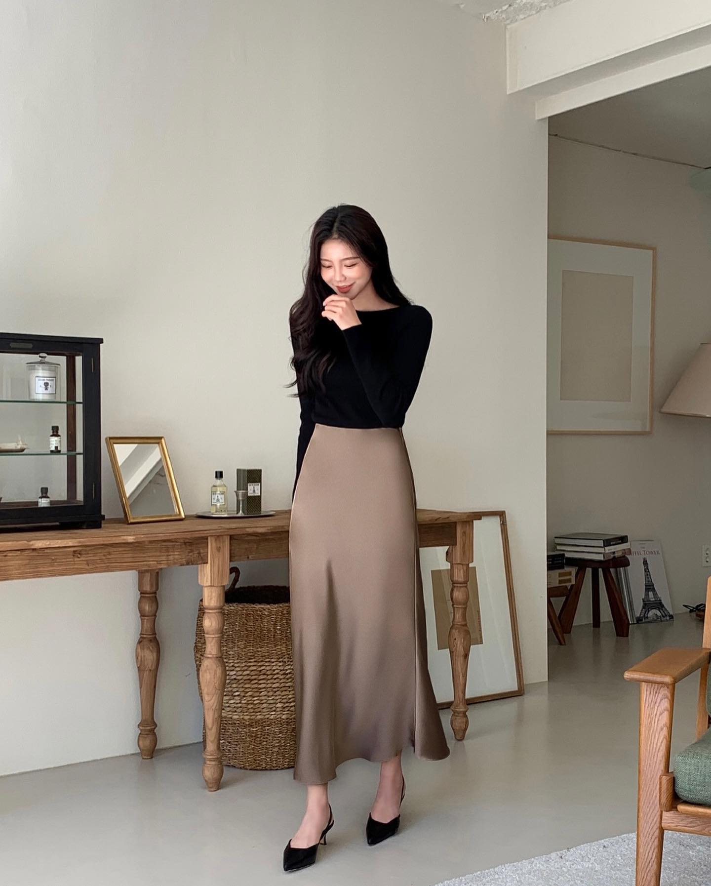 20+ Cách Phối Đồ Với Chân Váy Suông Dài Sành Điệu 6 Chân váy suông dài phối với áo gì