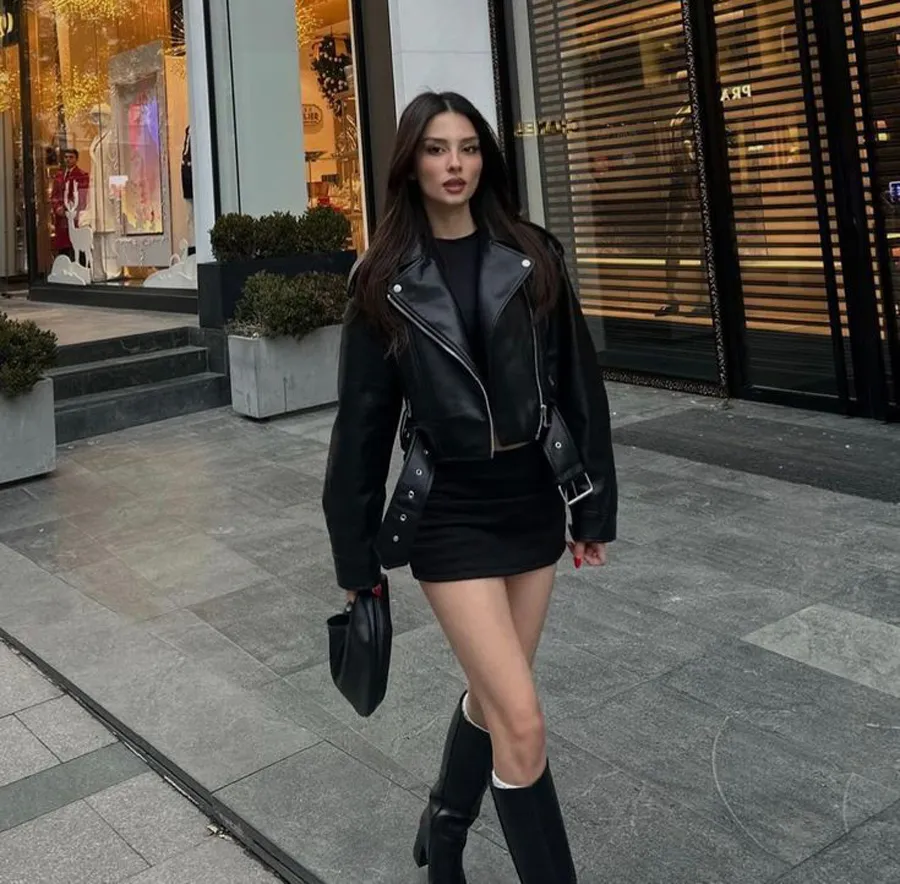 Phong cách street style với áo da nữ