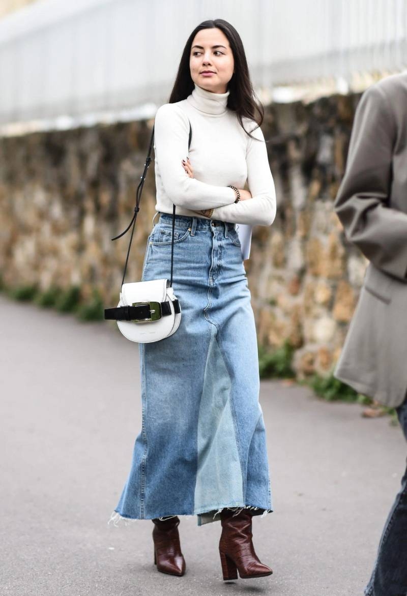 cách phối áo croptop với chân váy jean