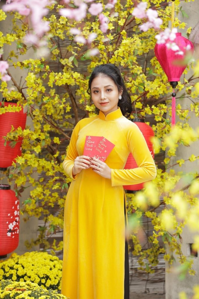 cach tao dang chup anh ao dai tet 1808