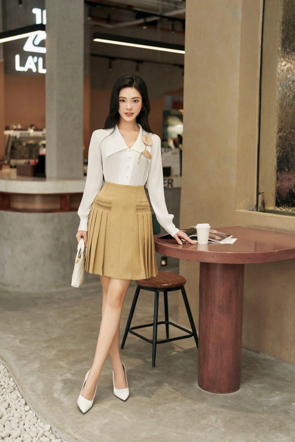 Cách phối đồ công sở nữ đơn giản