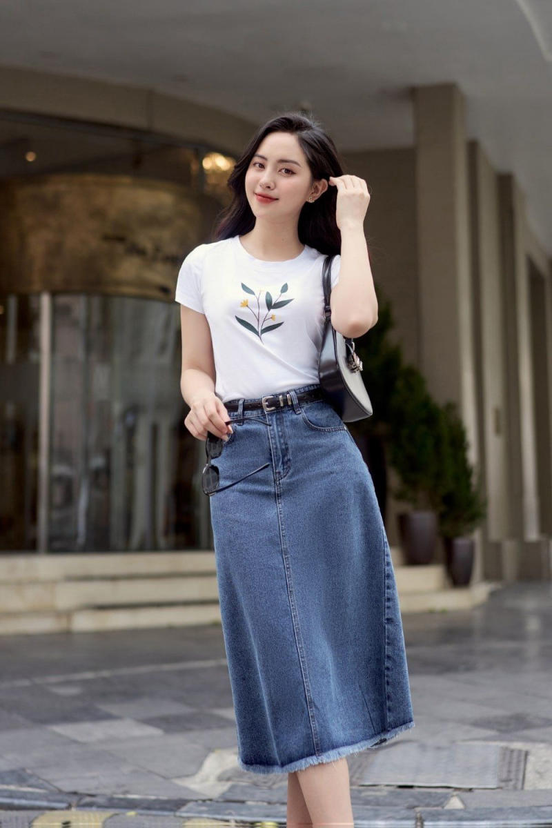 cách phối đồ với chân váy jean dài