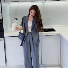 10+ Cách Phối Áo Sơ Mi Với Vest Nữ Thanh Lịch Hack Dáng 5 phối đồ với vest gile nữ