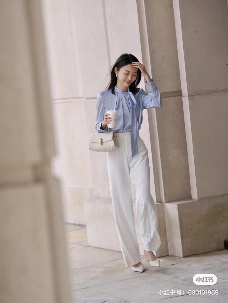 Quần jean trắng mặc với áo gì