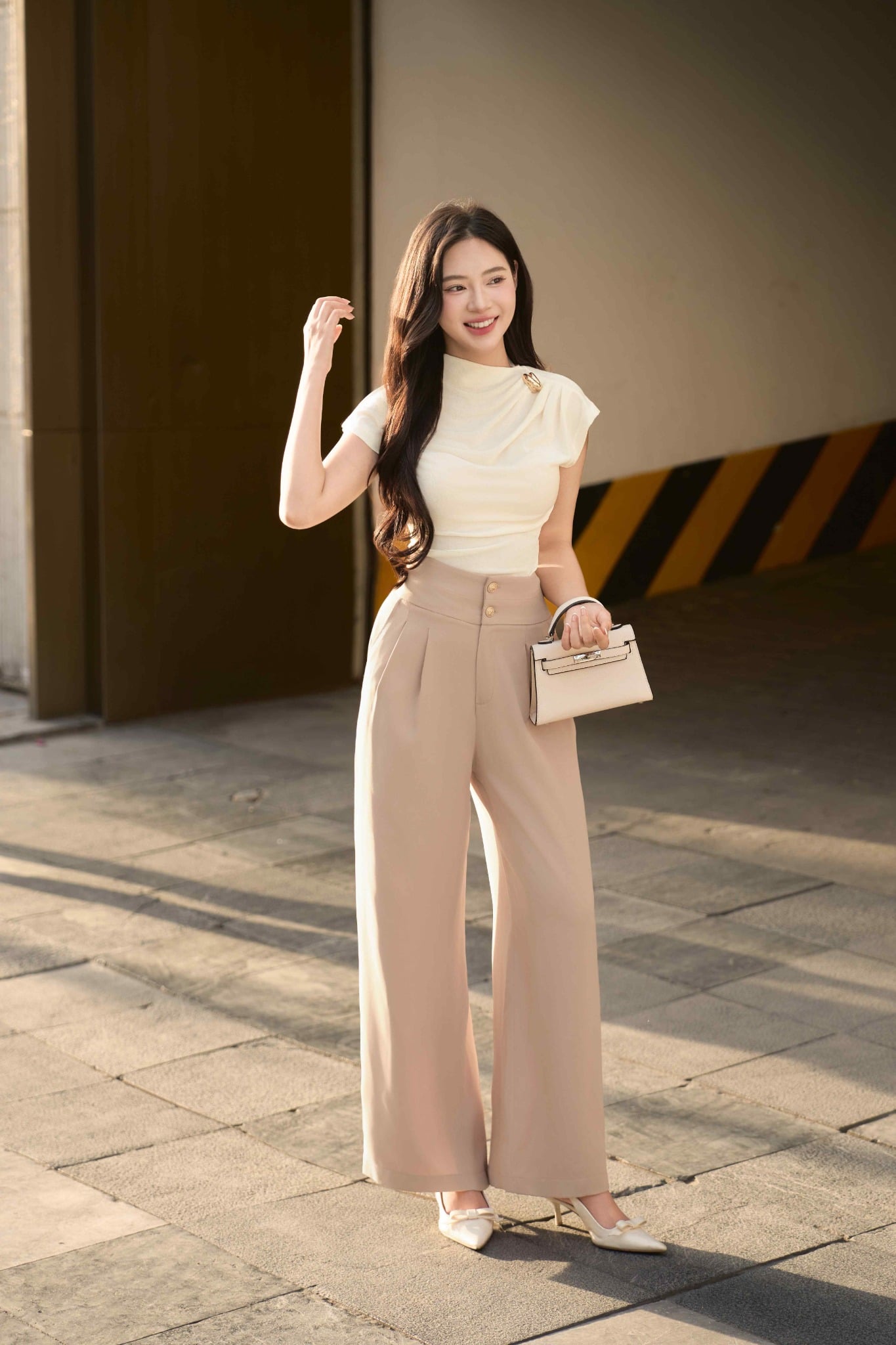Quần cạp cao cho người thấp