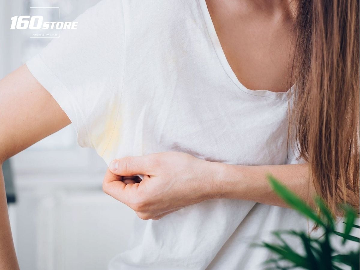 tẩy trắng áo bị ngả màu do mồ hôi