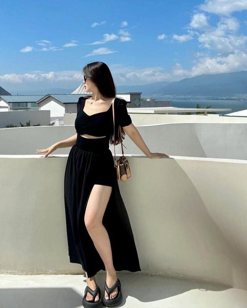 Cách phối đồ đi biển cho người béo