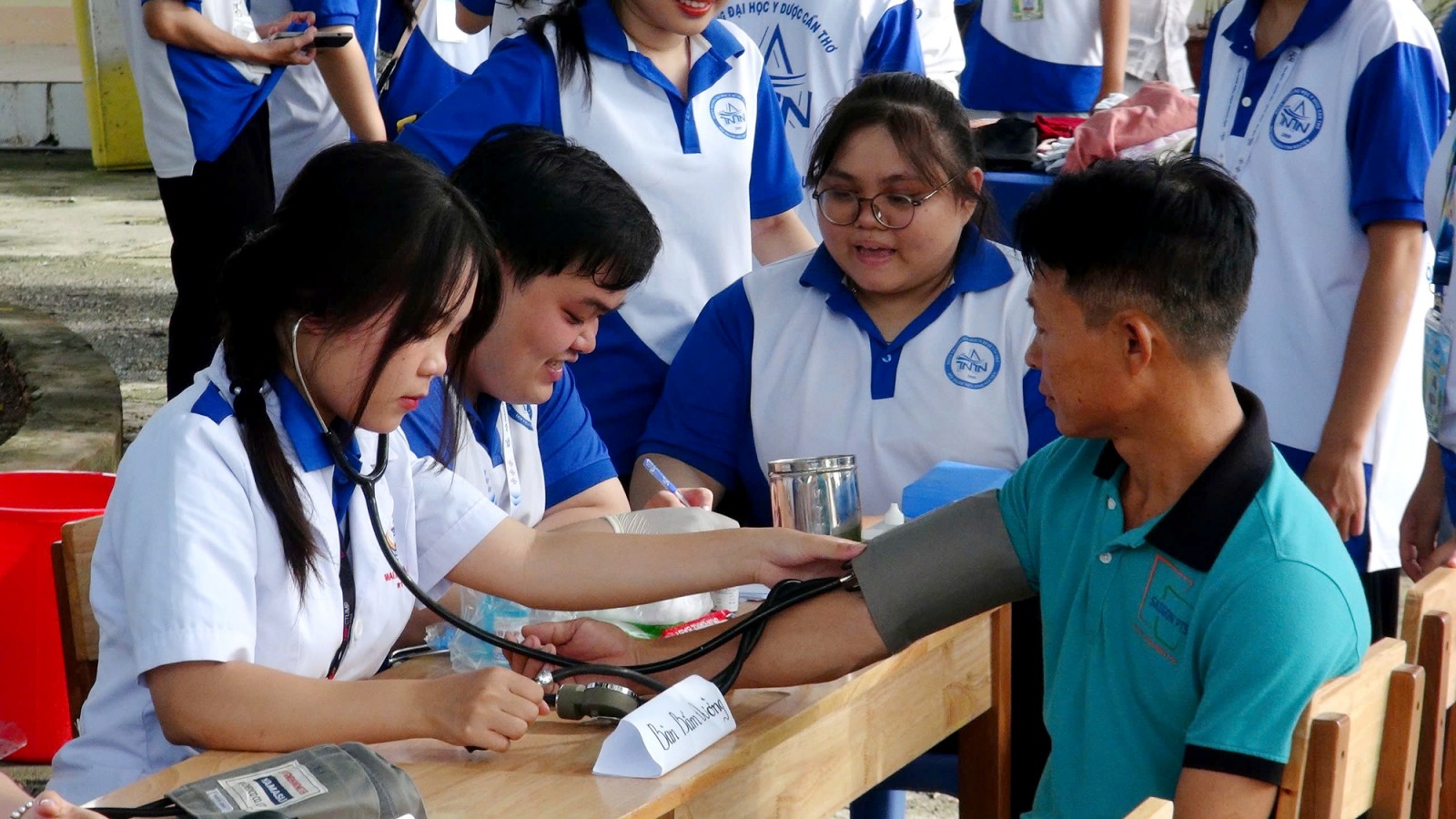 quy định đồng phục đại học y dược cần thơ