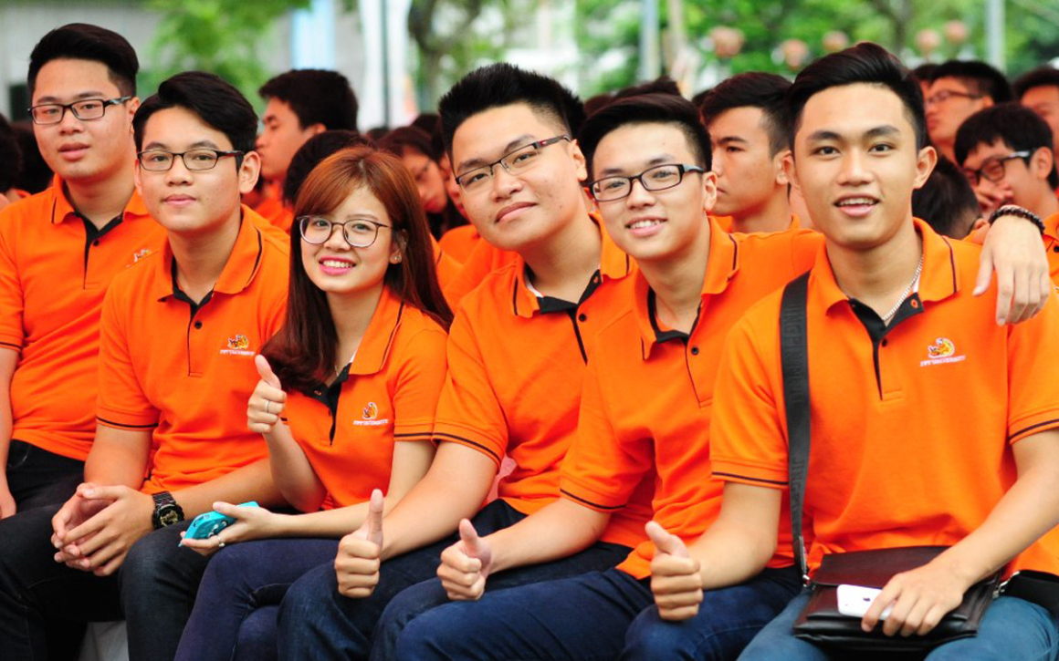 Các mẫu đồng phục FPT phổ biến