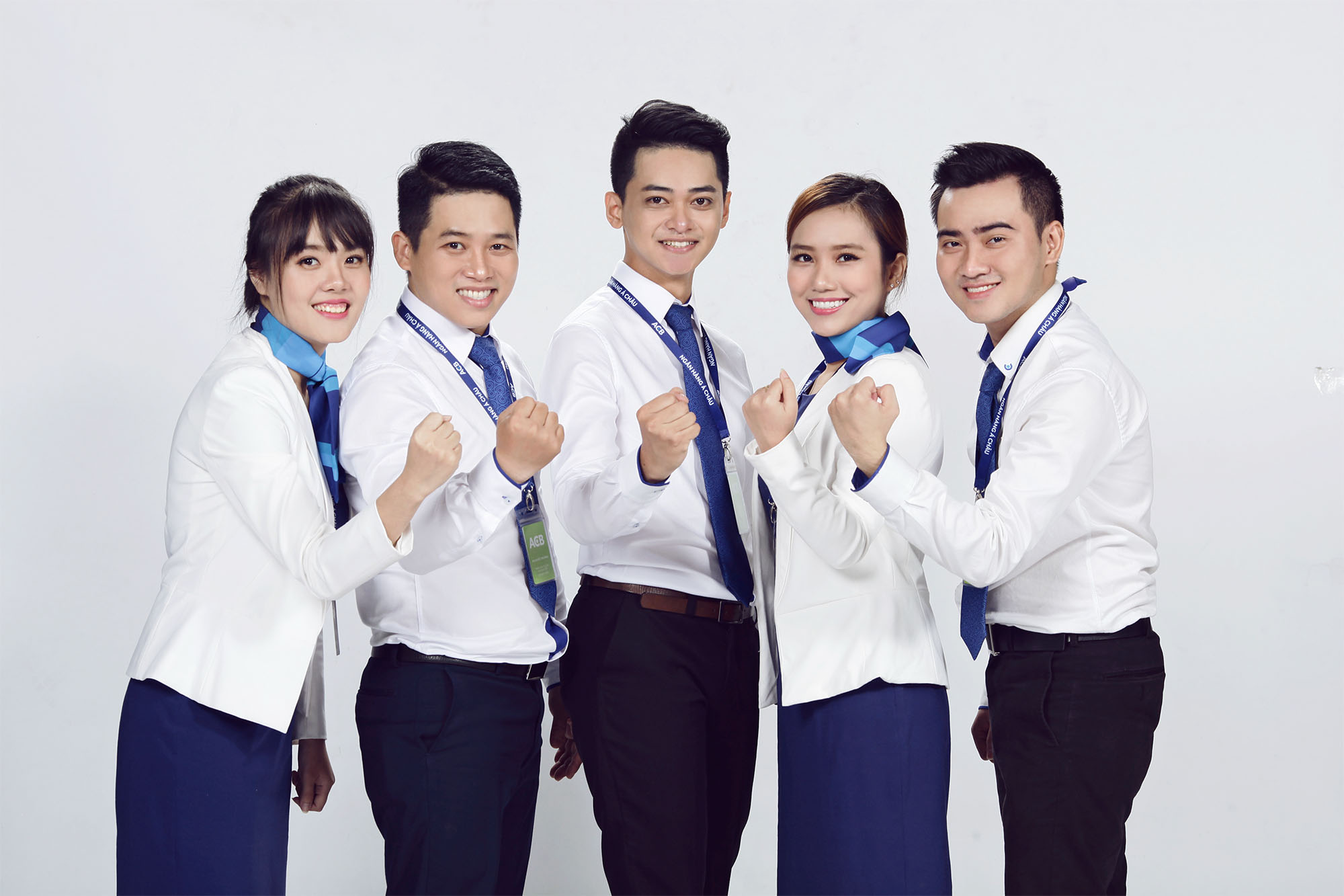 Đồng Phục ACB Tiêu Chuẩn Thiết Kế & Giải Pháp May Đo Cao Cấp 3 Áo sơ mi đồng phục ngân hàng ACB