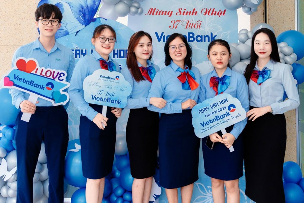 ao so mi dong phuc vietinbank