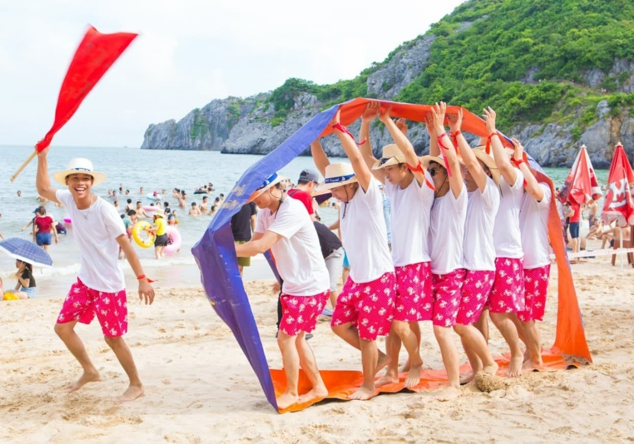 Các trò chơi team building bãi biển
