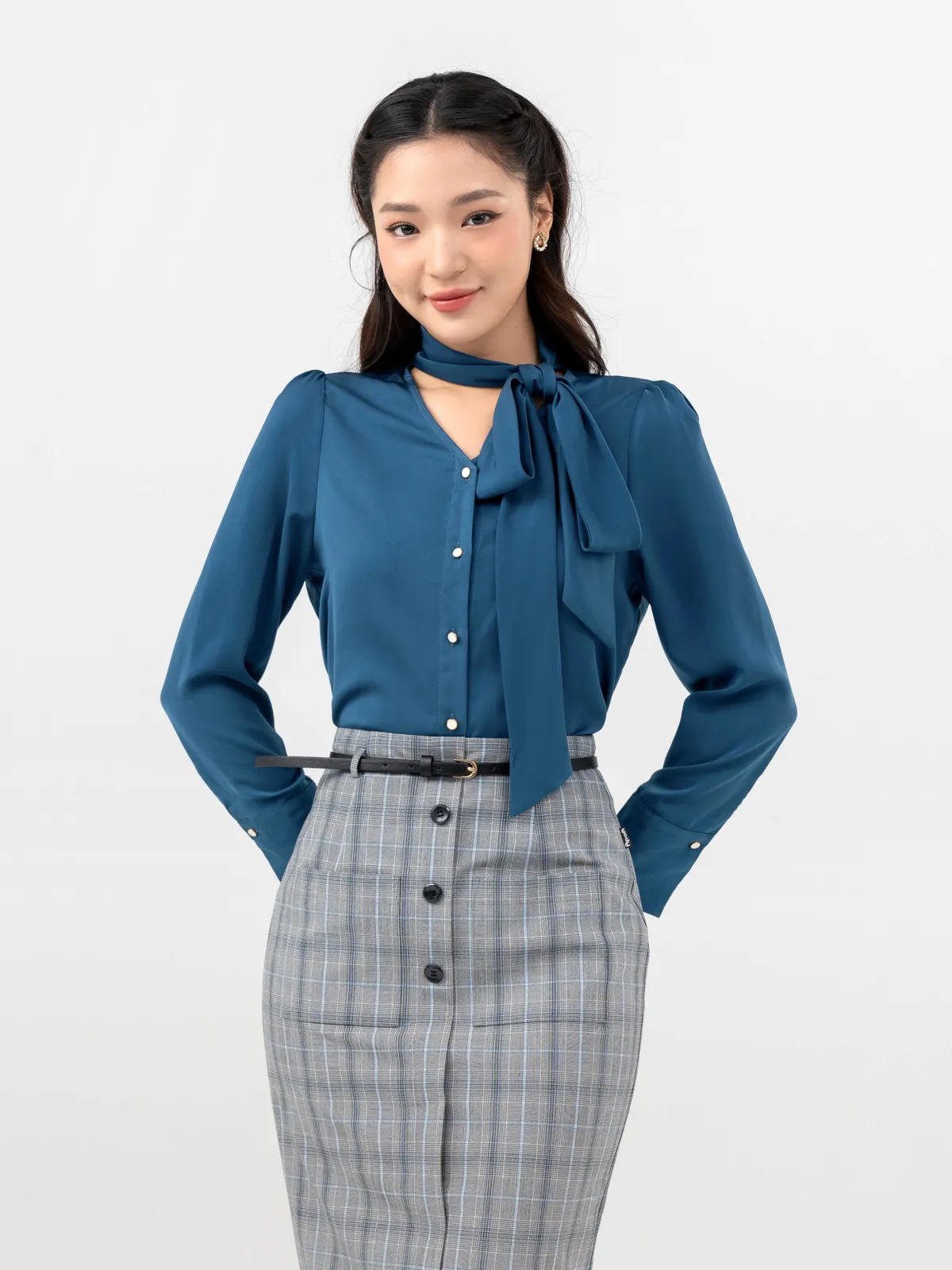 Tổng Hợp Các Loại Cổ Áo Sơ Mi Nữ Đẹp Sành Điệu Hợp Mốt 3 áo sơ mi cổ trụ