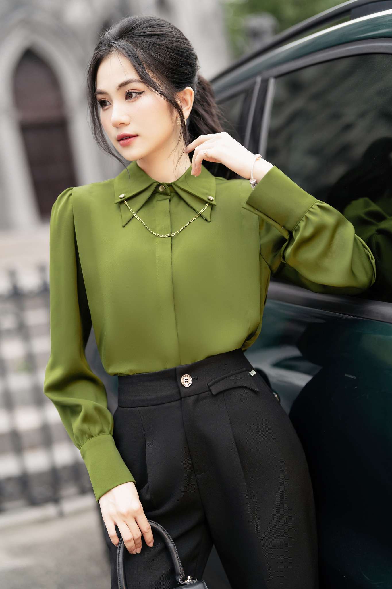 Các kiểu áo sơ mi nữ đẹp nhất