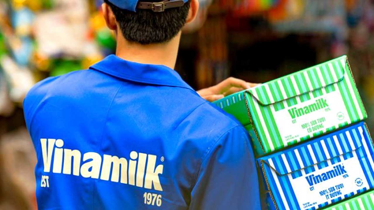 Mẫu áo polo đồng phục Vinamilk