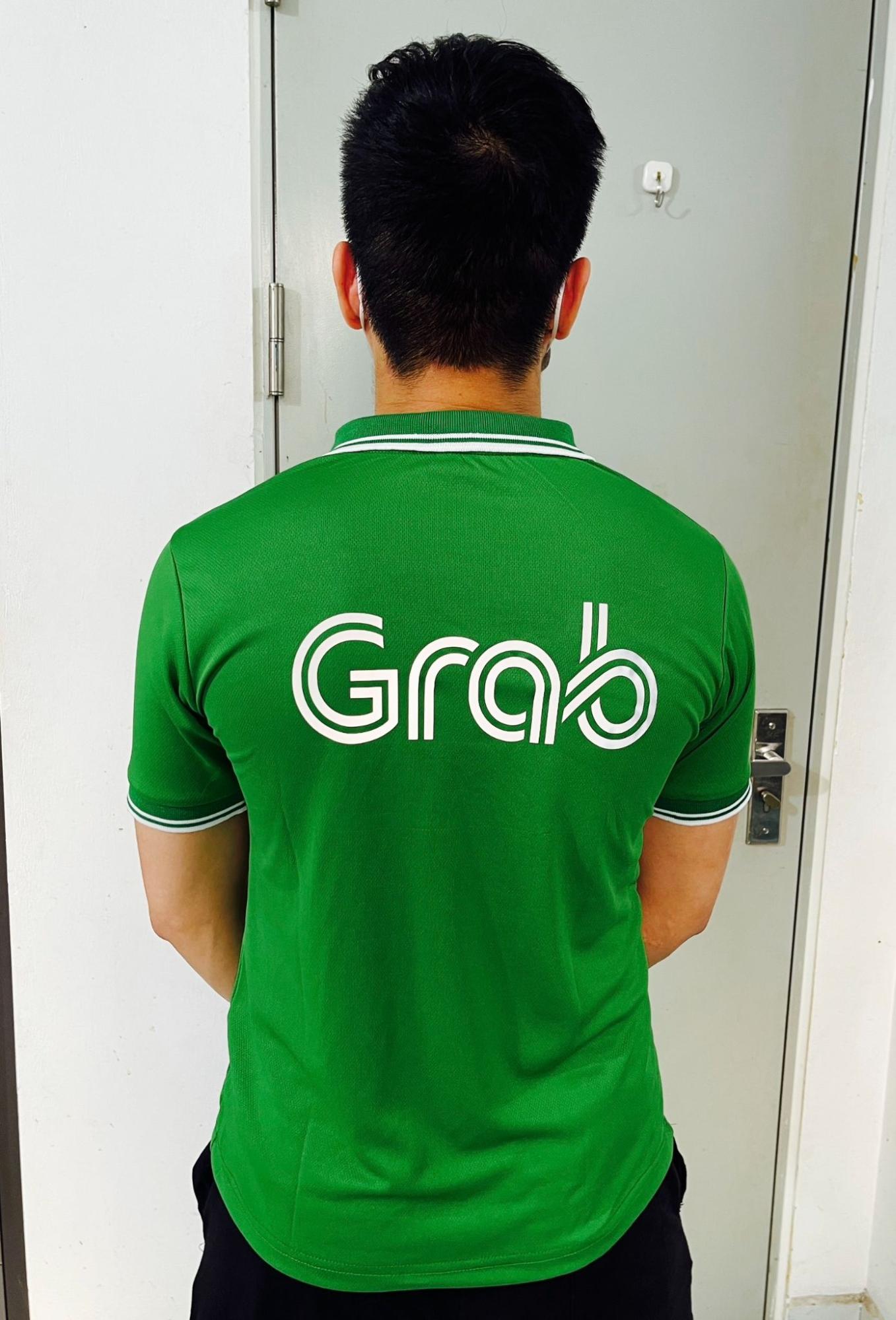 Đồng Phục Grab Quy Định, Bảng Giá & Xưởng May Uy Tín 1 Áo khoác đồng phục GrabBike tiêu chuẩn