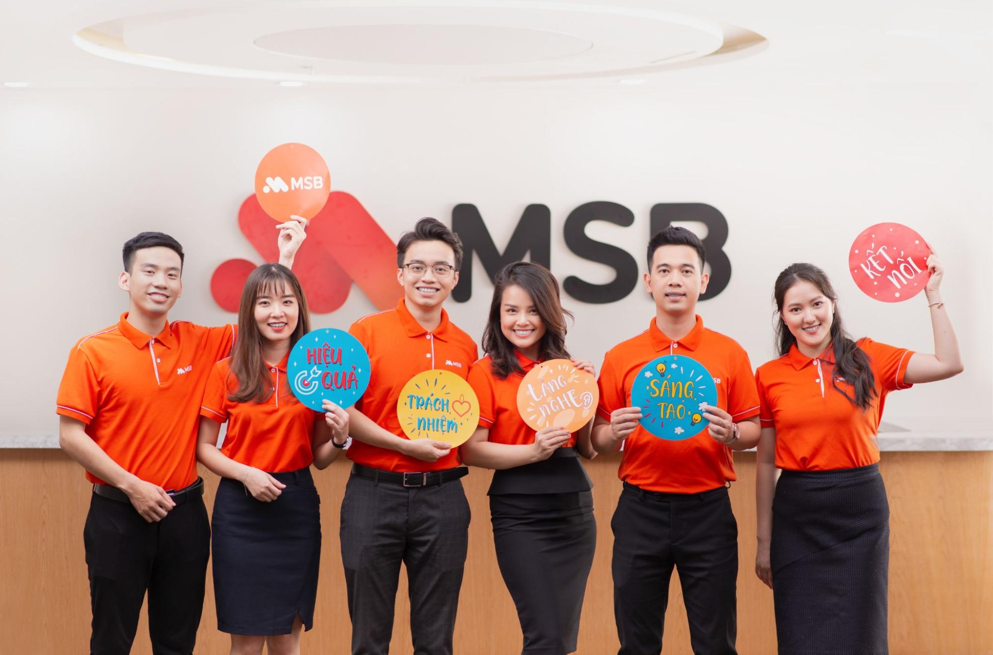 Đồng Phục MSB Phân Tích Chi Tiết & Giải Pháp May Đo 3 Áo thun đồng phục MSB