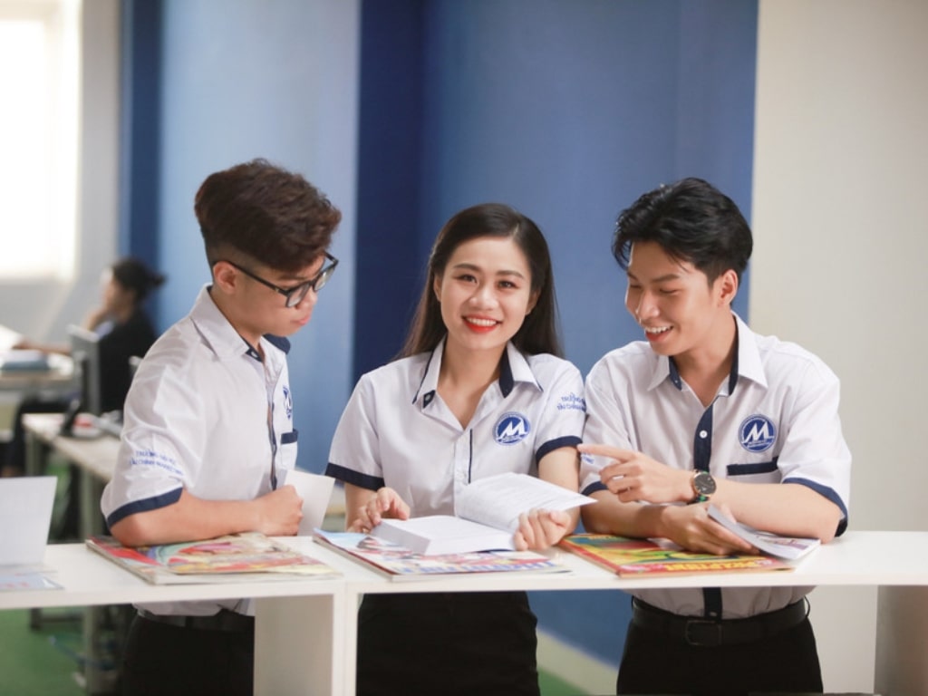 Tất Tần Tật Về Đồng Phục UFM Mới Nhất 5 Đồng phục áo dài UFM