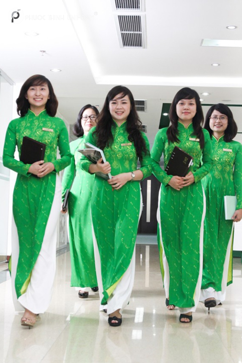 Tất Tần Tật về Đồng Phục Vietcombank & Giải Pháp May Đo 1 Đồng phục Vietcombank cho nam