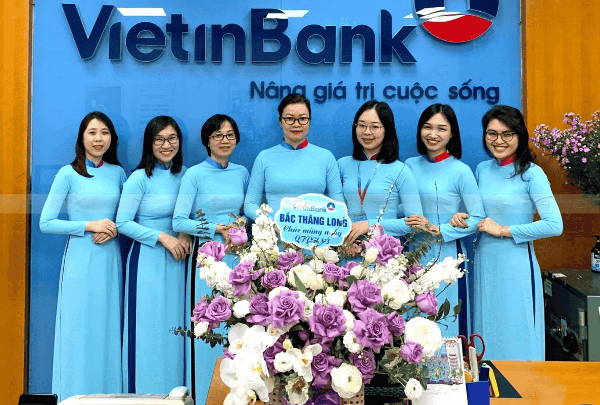 Mẫu áo sơ mi đồng phục Vietinbank cho nữ