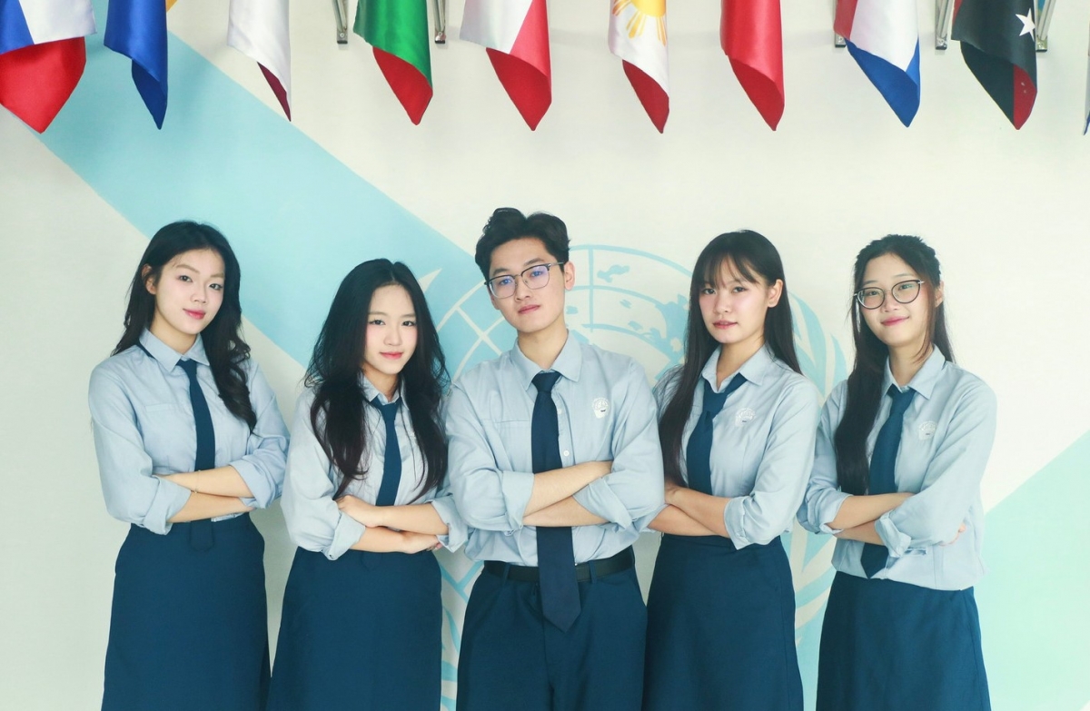 Áo dài DAV cho nữ sinh