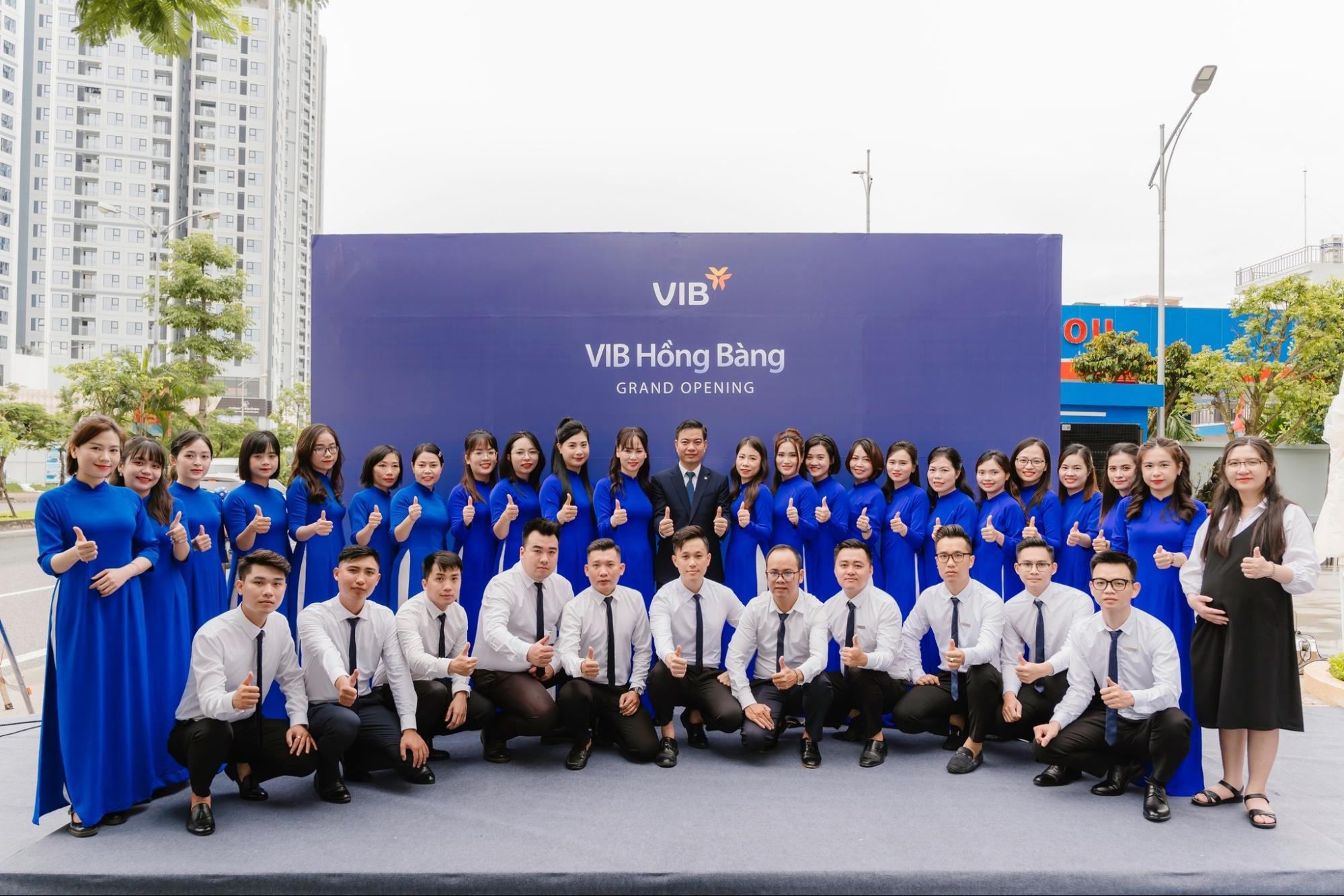 Đồng phục nữ VIB