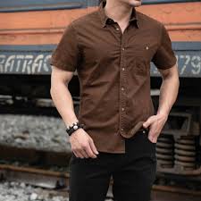 phối đồ với áo sơ mi nam ngắn tay