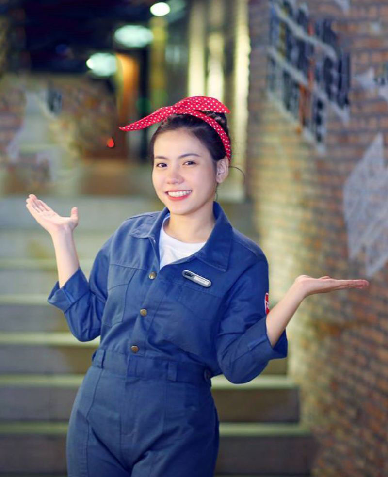 Giải Mã Đồng Phục CGV Bí Quyết Tạo Dấu Ấn Thương Hiệu 5 Mẫu đồng phục jumpsuit CGV độc đáo