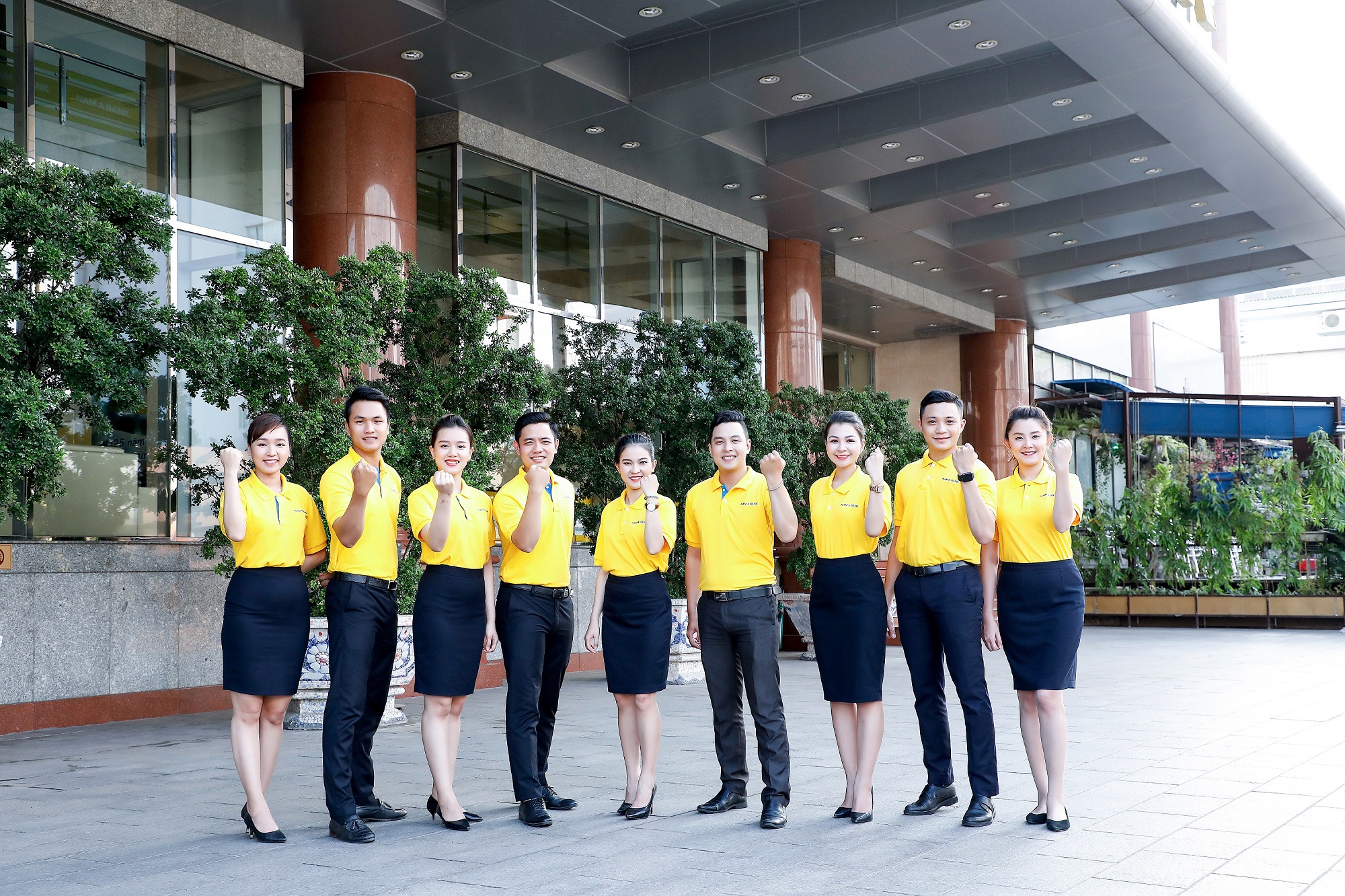 Đồng phục Nam Á Bank cho nhân viên giao dịch