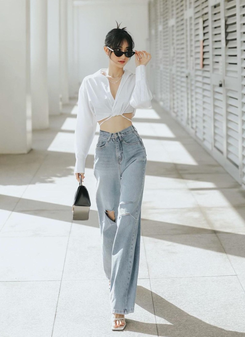 style quần jean áo sơ mi trắng nữ thanh lịch