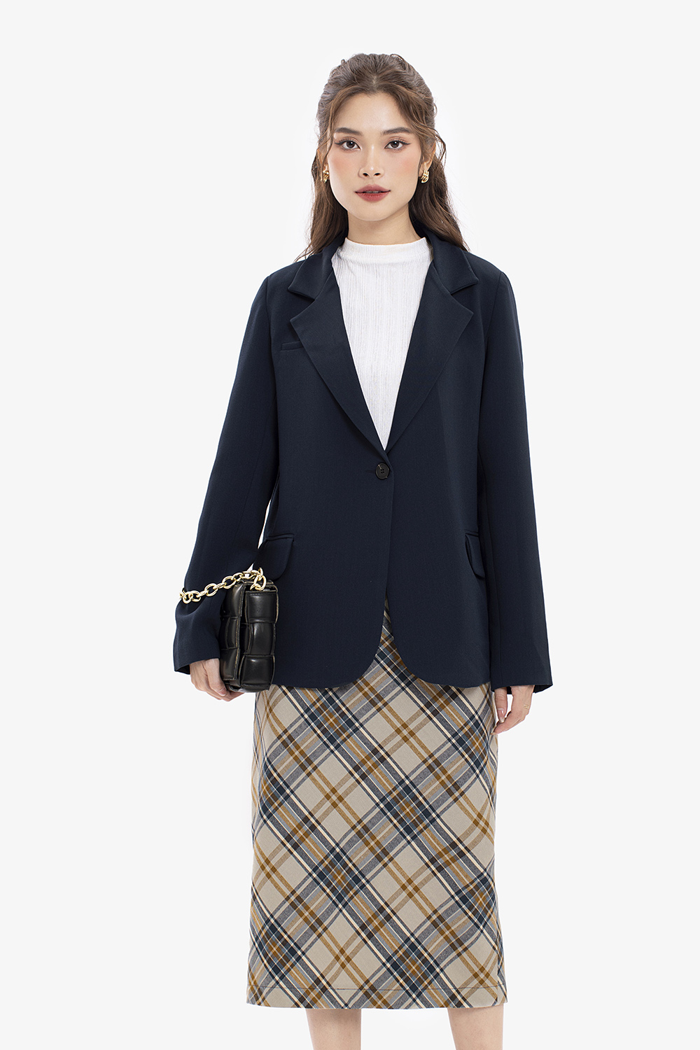 Nguyên tắc mix blazer với váy